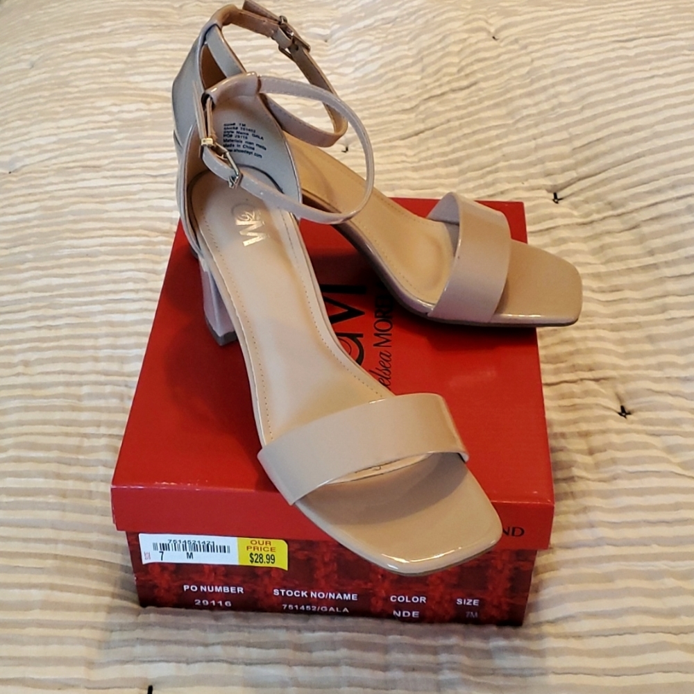 CHELSEA MORELAND | shoes